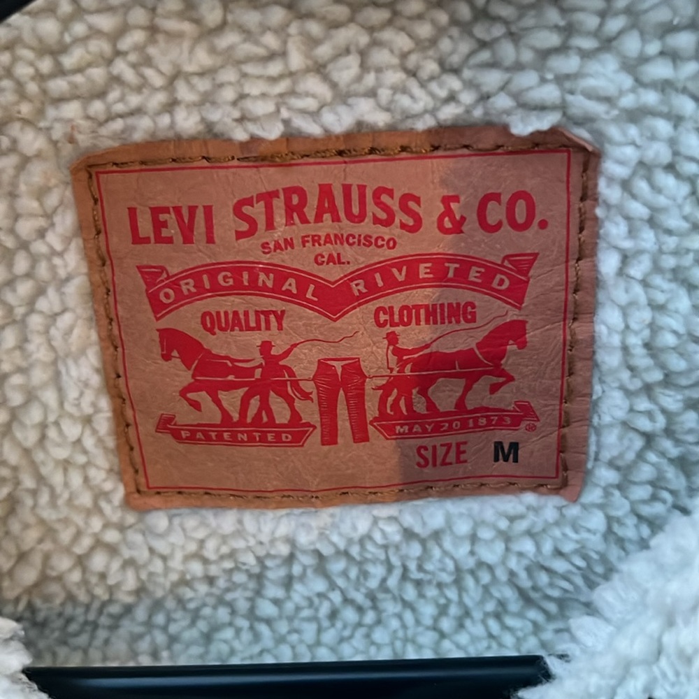 Green Levi jacket - Picture 3 of 4